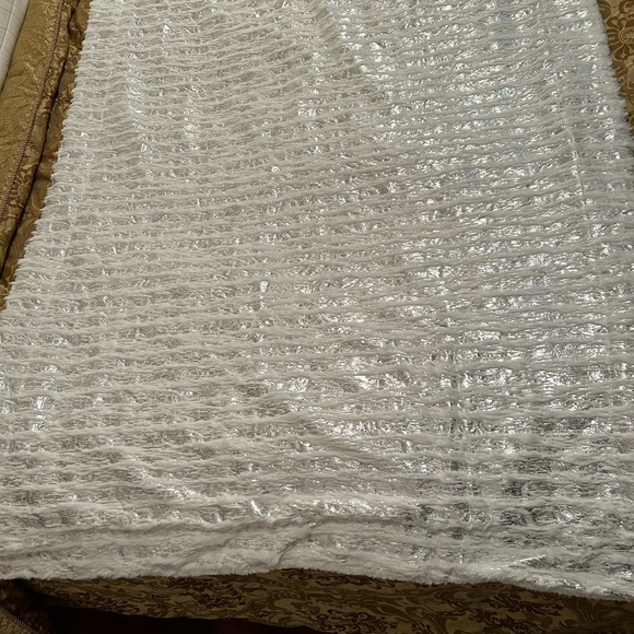 Regal Comfort fleece throw blanket, new without tags - Picture 5 of 5